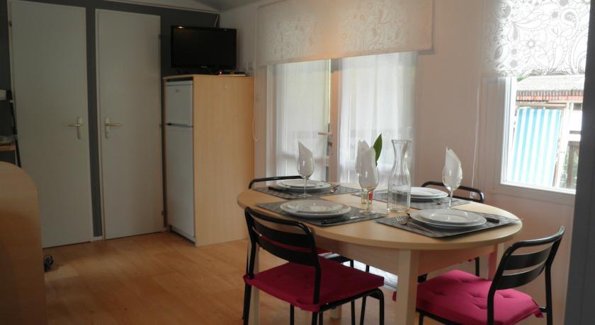 Отель Mobilhome Sainte-Eulalie-en-Born