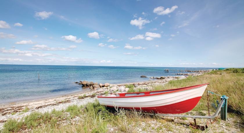 Апартаменты Holiday home Frørup 10