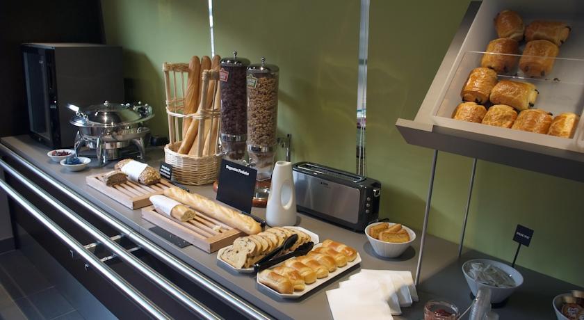 Отель Hôtel B&B Limoges Gare