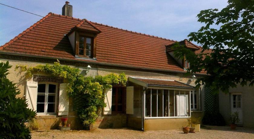 Апартаменты Gîtes à Mesnil-Saint-Loup