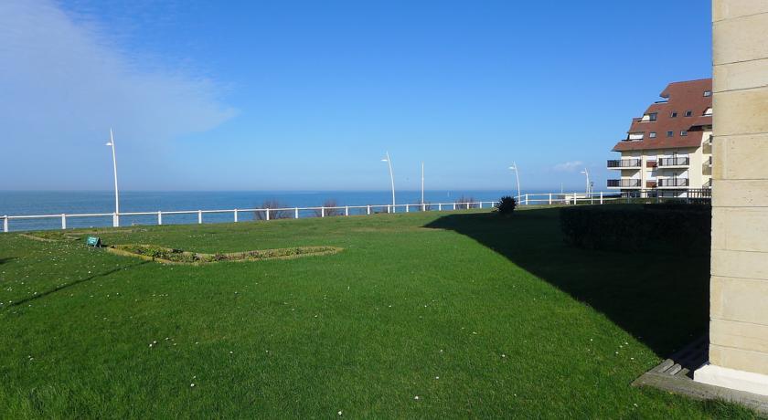 Апартаменты Apartment Cabourg 2