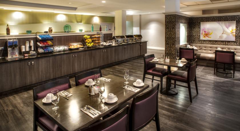 Отель Holiday Inn-Princeton
