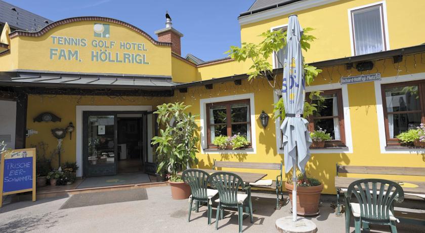 Отель Tennis Golf Hotel Höllrigl