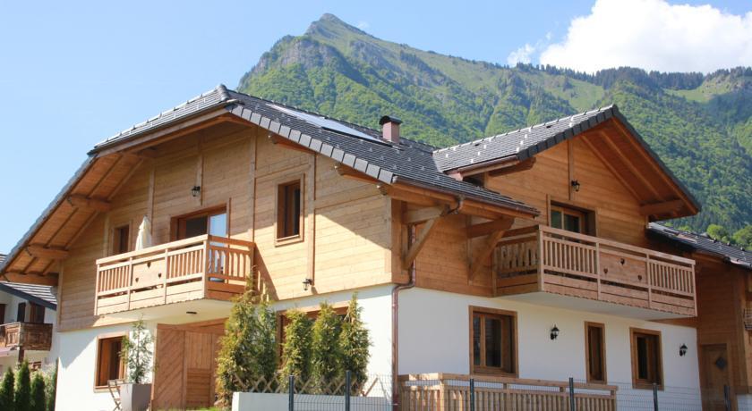 Отель Gîte Balnéo Au Coeur des Alpes