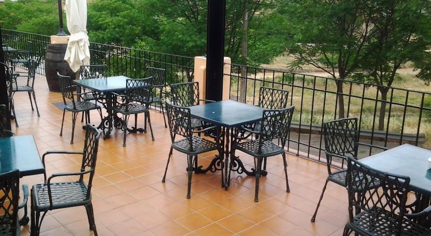 Отель Hotel Ruiz
