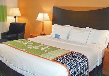 Отель Fairfield Inn by Marriott Humble