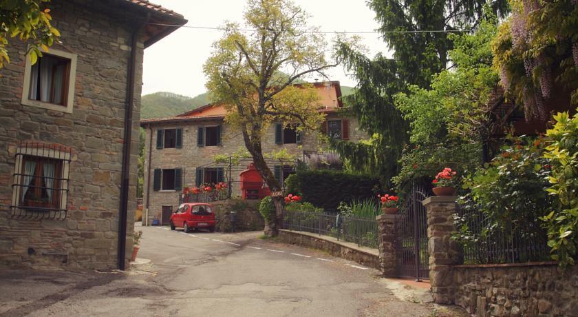Апартаменты GRAZIOSA VILLETTA IN PIETRA IN ANTICO PAESINO TOSCANO