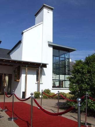 Отель La Mon Hotel & Country Club