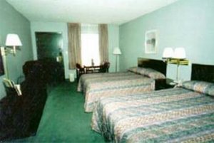 Отель Econo Lodge Waycross