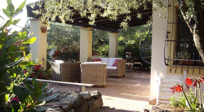 Отель B&B Valverde