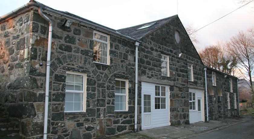 Хостел Cwm Pennant Hostel