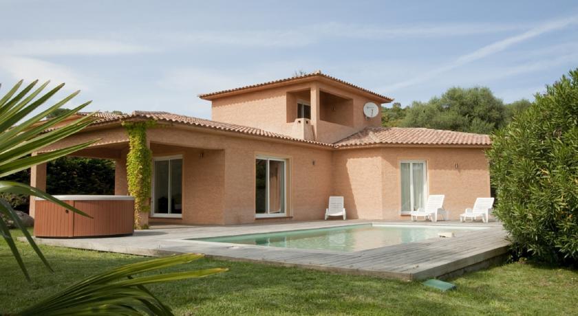 Вилла Les Villas Boni