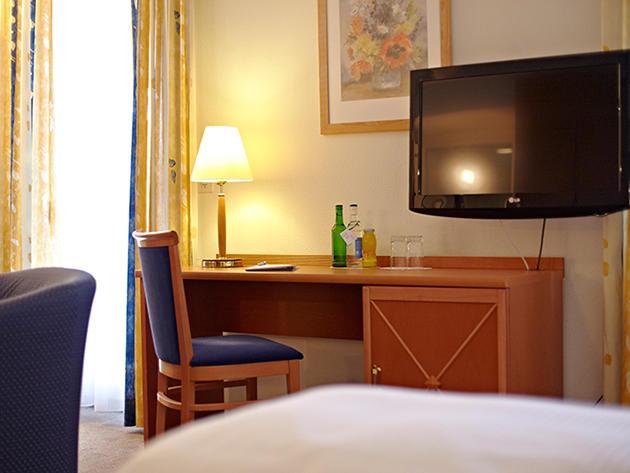 Отель Hotel Schiff am Rhein
