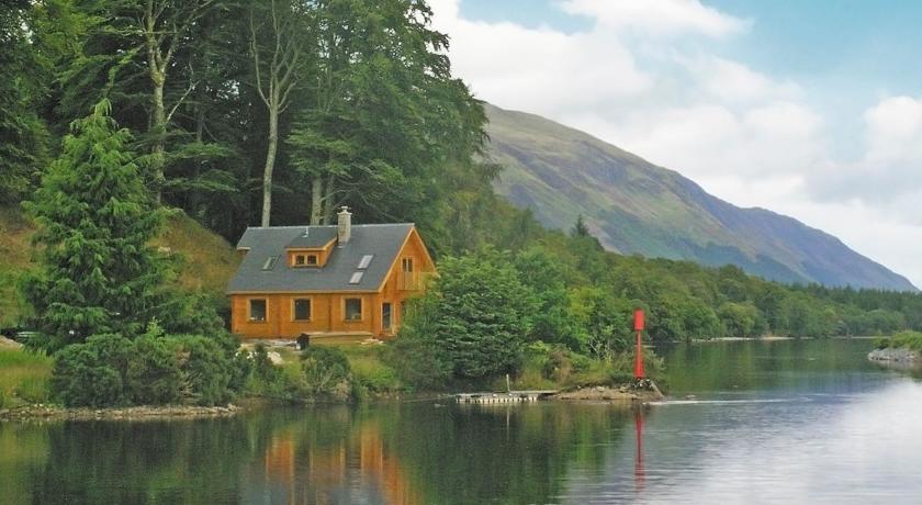 Отель Gairlochy Bay