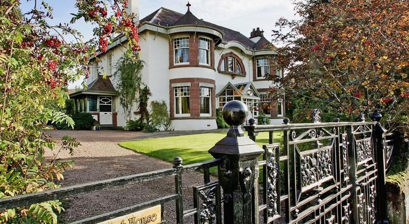 Отель Dunvarlich House