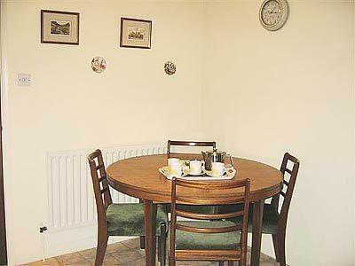 Отель Chestnut Cottage