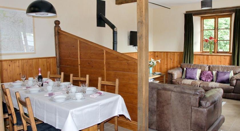 Отель The Coach House