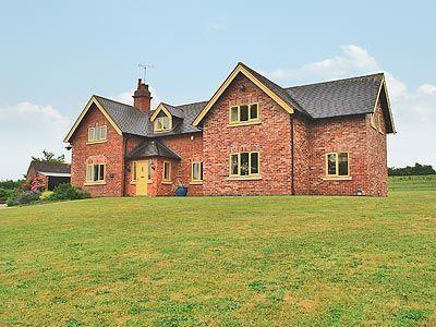 Отель Poplar Farmhouse