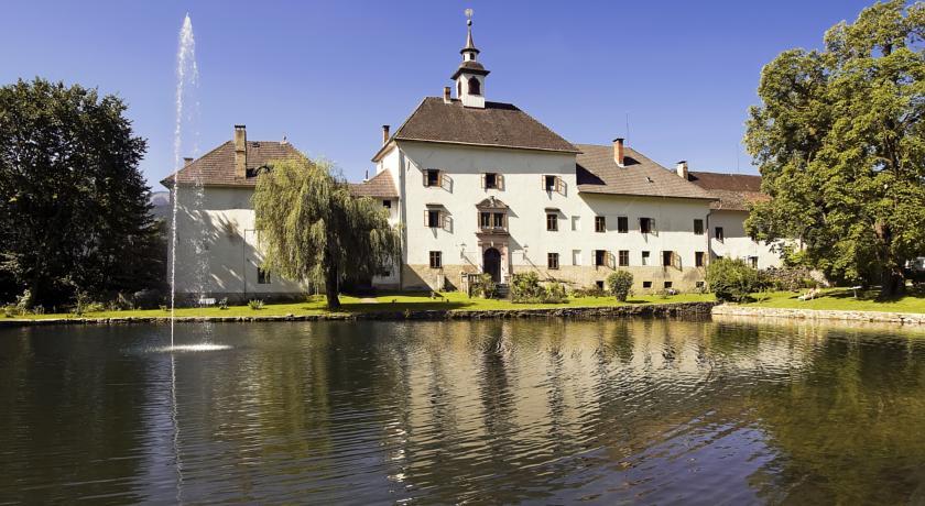 Мини-отель Castello-Castle-Schloß Rothenthurn