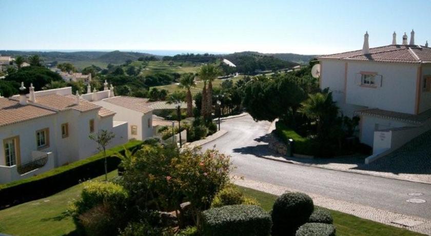 Апартаменты Parque da Floresta Golf Village House A89