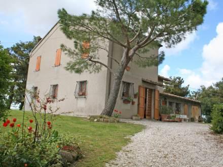 Вилла Strada Della Valle 23