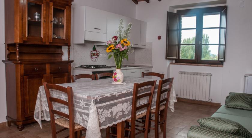 Отель La Collina Del Sole