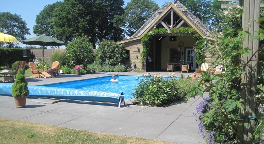 Мини-отель Bed & Breakfast De Stippelberg
