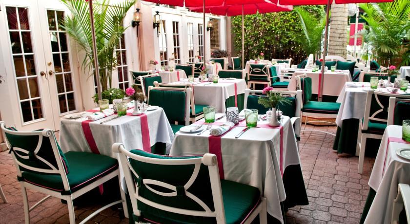 Отель The Chesterfield Hotel Palm Beach