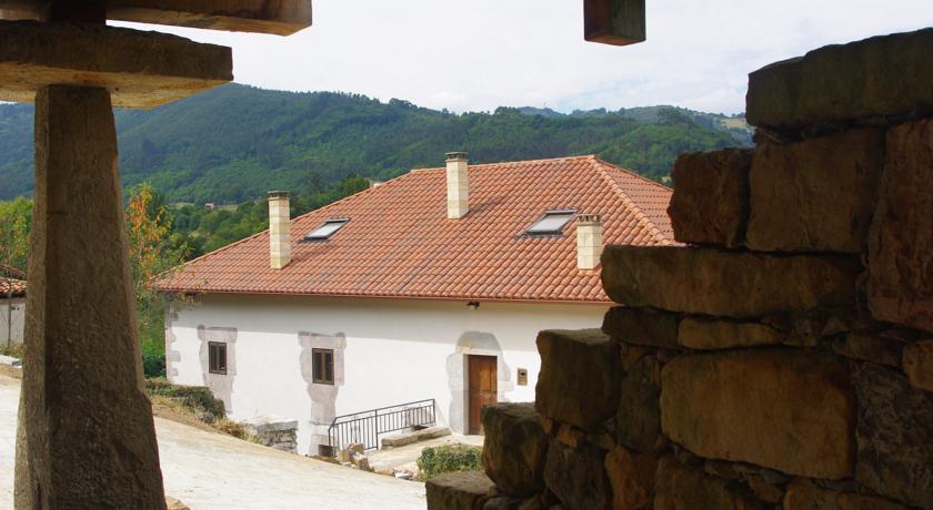 Апартаменты La Casona de Candamín