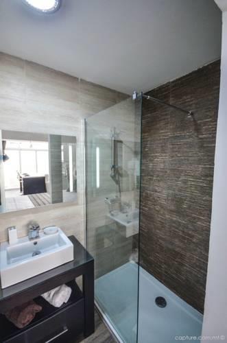 Апартаменты Paceville Apartments