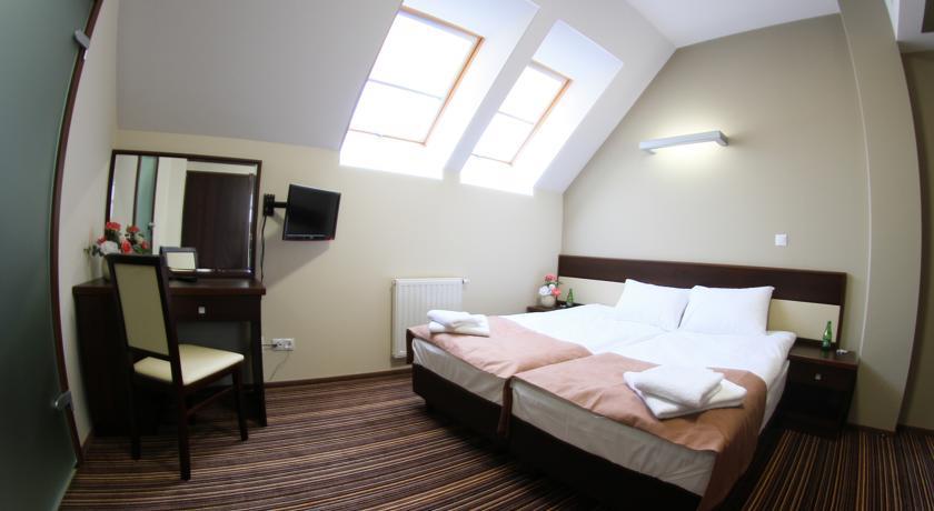 Отель Aviator Hotel