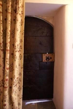Отель At The Manor