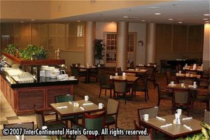 Отель Holiday Inn NORMAN