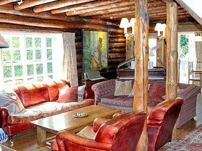 Отель The Log House