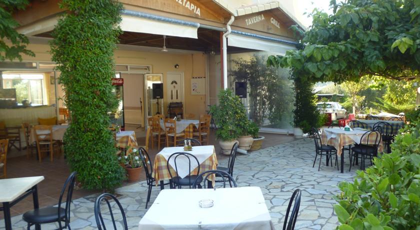 Babis Taverna & Rooms