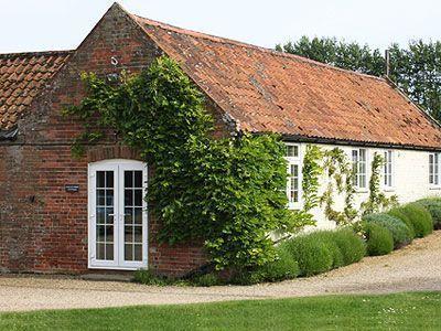 Отель Valley Farm Cottage