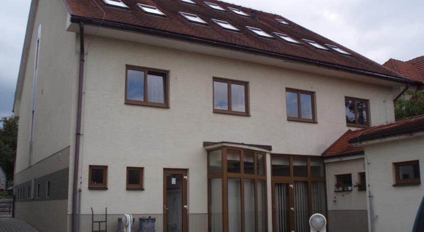 Отель Garni Hotel Mado