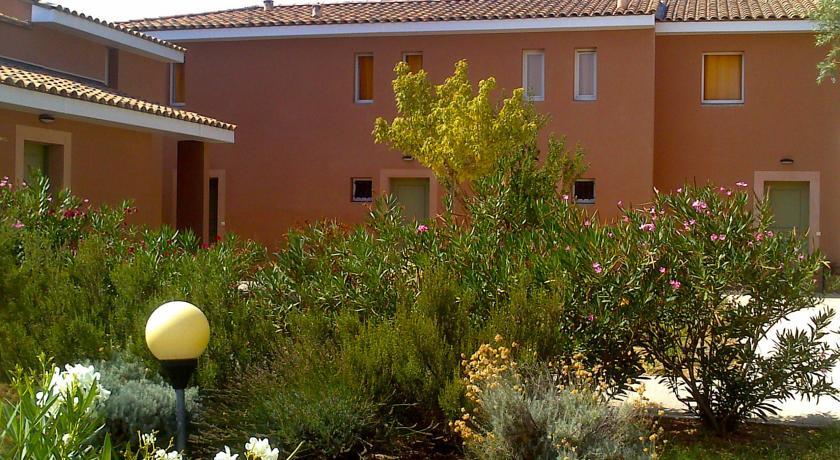 Апартаменты Holiday home Le Thor 2