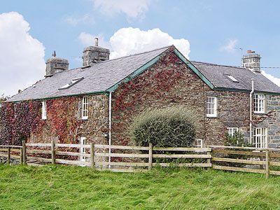 Отель Ynys