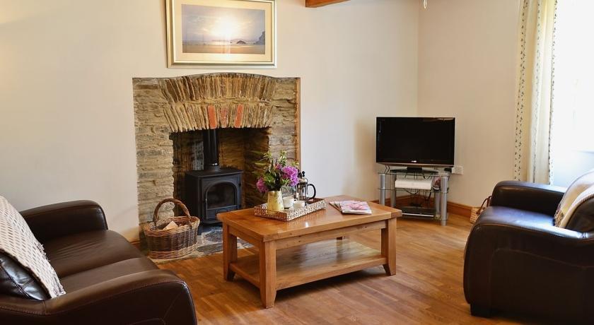 Отель Pear Tree House