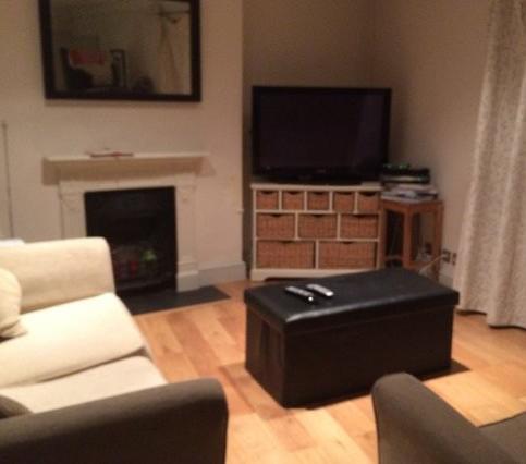 In suite Earls Court
