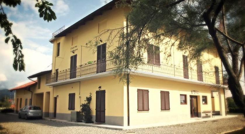 Отель Agriturismo Cascina Tollegna