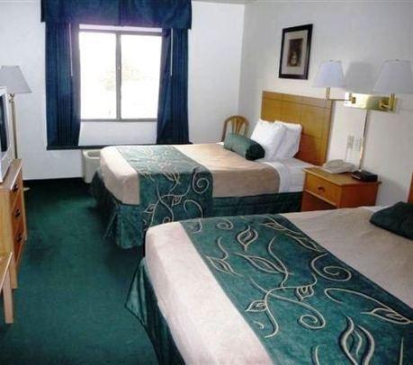 Отель Oak Tree Inn Morrill
