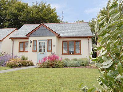 Отель Roofers Retreat