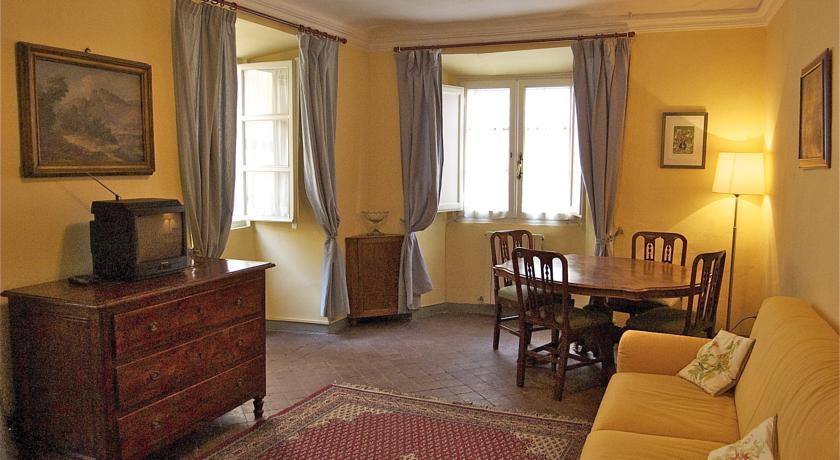 Апартаменты Palazzo Tucci Apartments