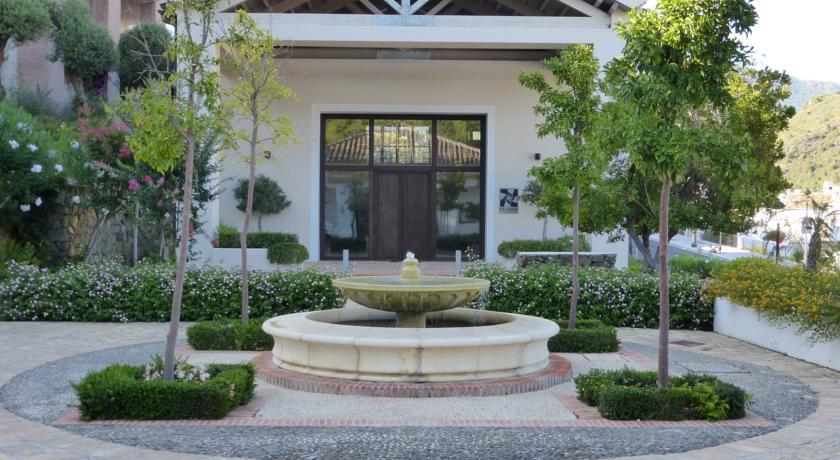 Апартаменты El Casar Apartments