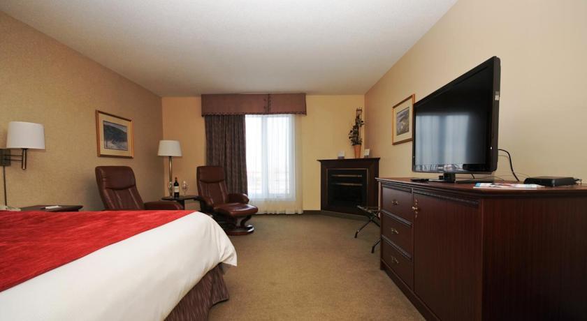 Отель Ramada Plaza Manoir Du Casino