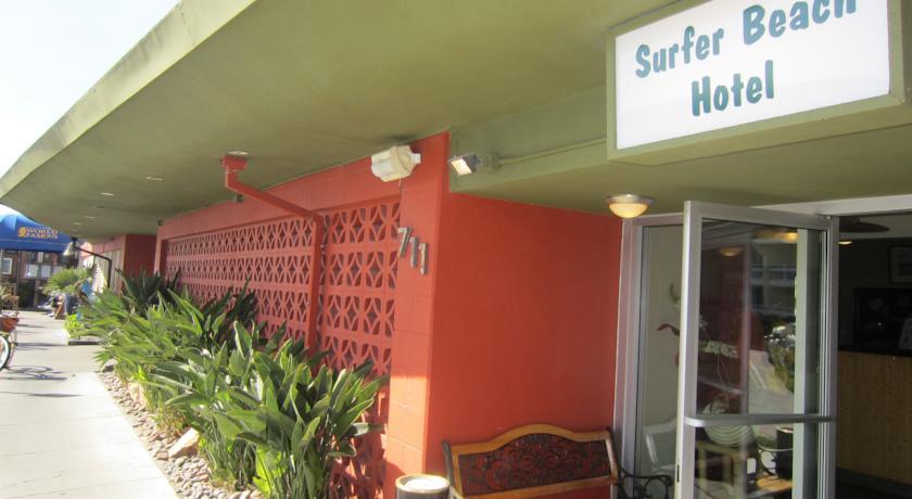 Surfer Beach Hotel