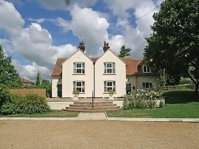 Отель Rowan Cottage