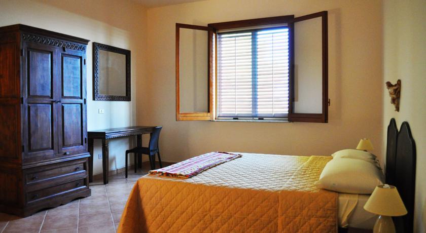 Апартаменты Casa Vacanze Il Pino